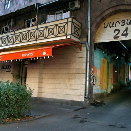 Apartment On Saryan 24 يريفان المظهر الخارجي الصورة