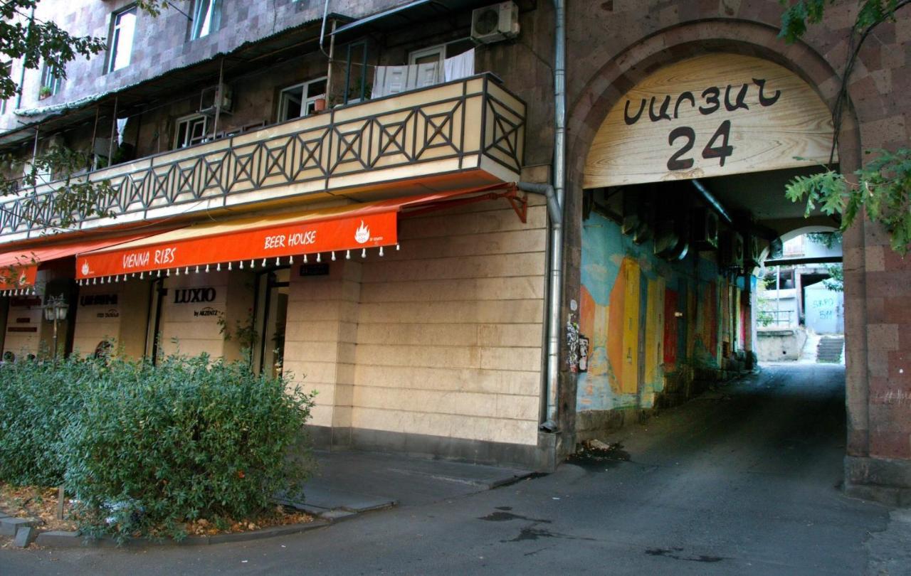 Apartment On Saryan 24 يريفان المظهر الخارجي الصورة
